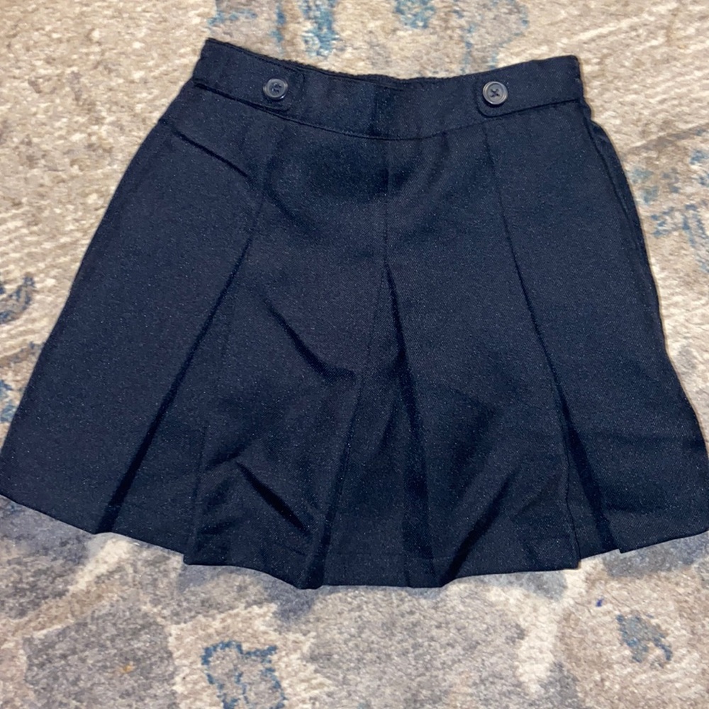 Dockers Uniform Skort NWOT
